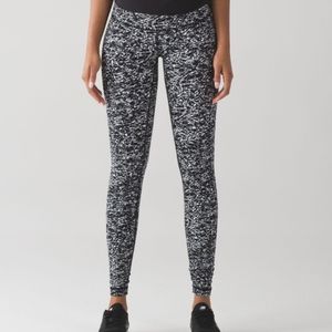 Lululemon Wunder Under Pant III, Size 6